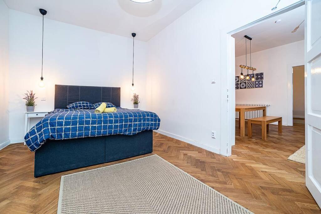 Apartament Elegant, Modern, 2-Bed Flat By Museum Of Praga Zewnętrze zdjęcie