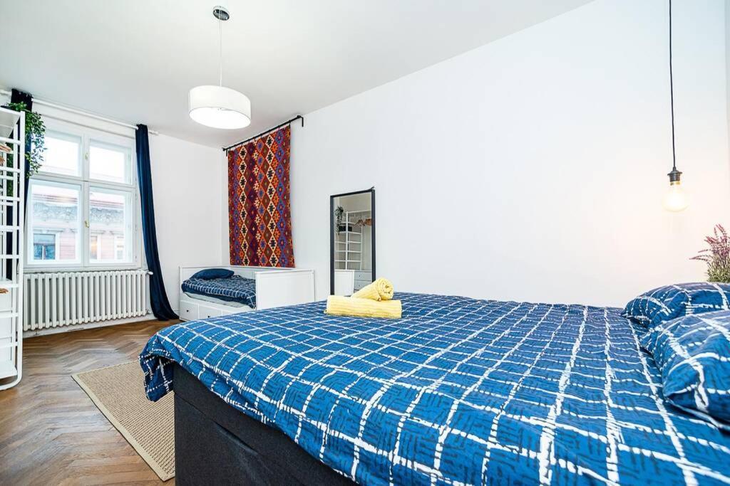Apartament Elegant, Modern, 2-Bed Flat By Museum Of Praga Zewnętrze zdjęcie